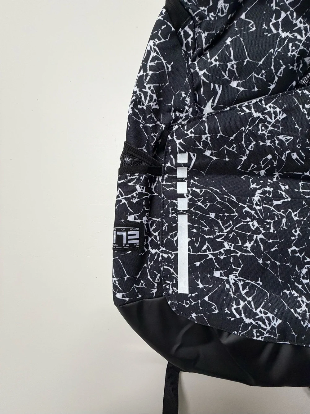Nike Navy Everyday Backpack with Reflective Detail